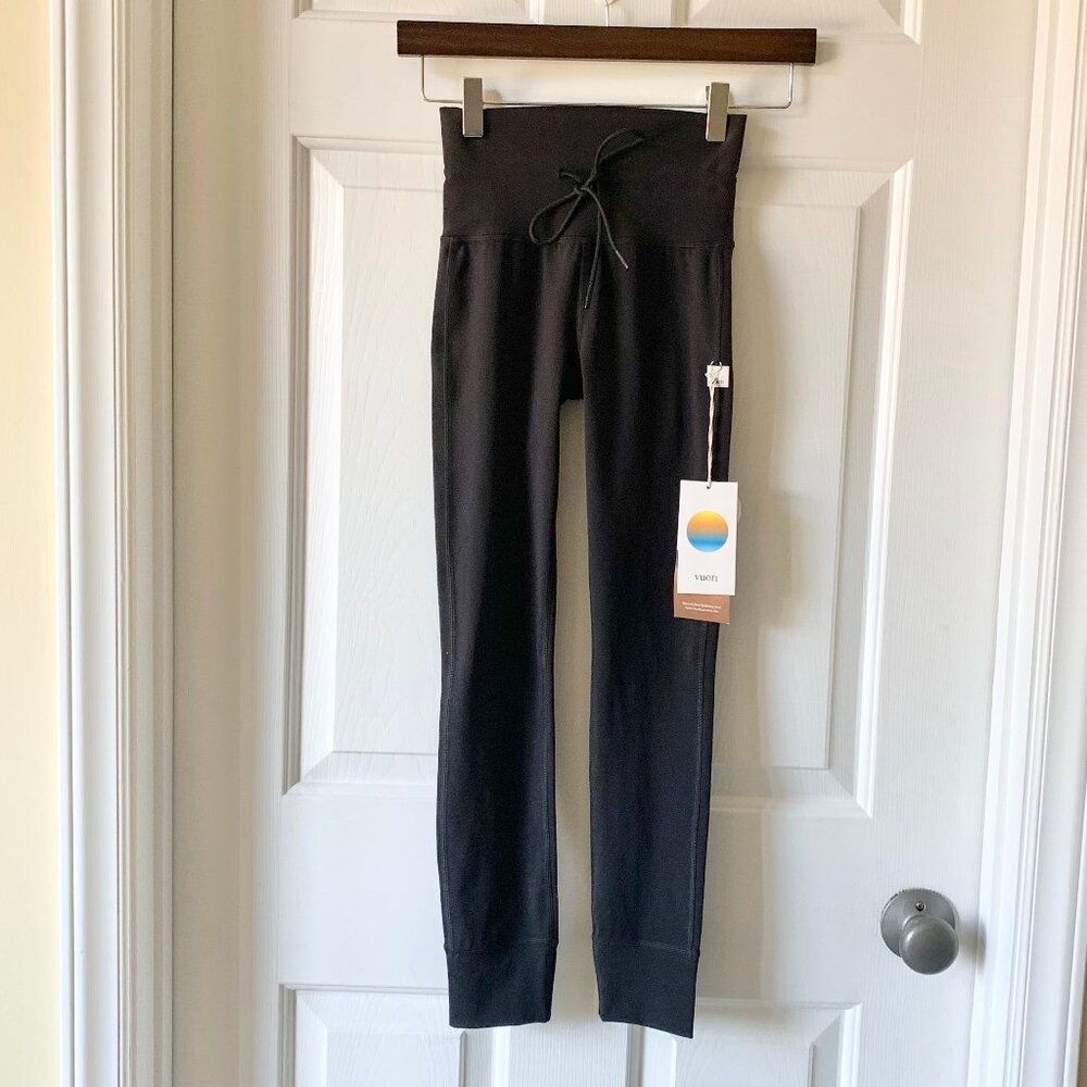 NWT Vuori Daily Legging, High Rise 7/8 Length, XXS, Black - Picture 5 of 14
